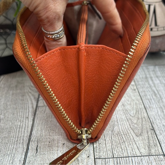 MICHAEL KORS - Dark Orange Pebbled Leather Accordion Zip Around Long Wallet - Picture 11 of 16